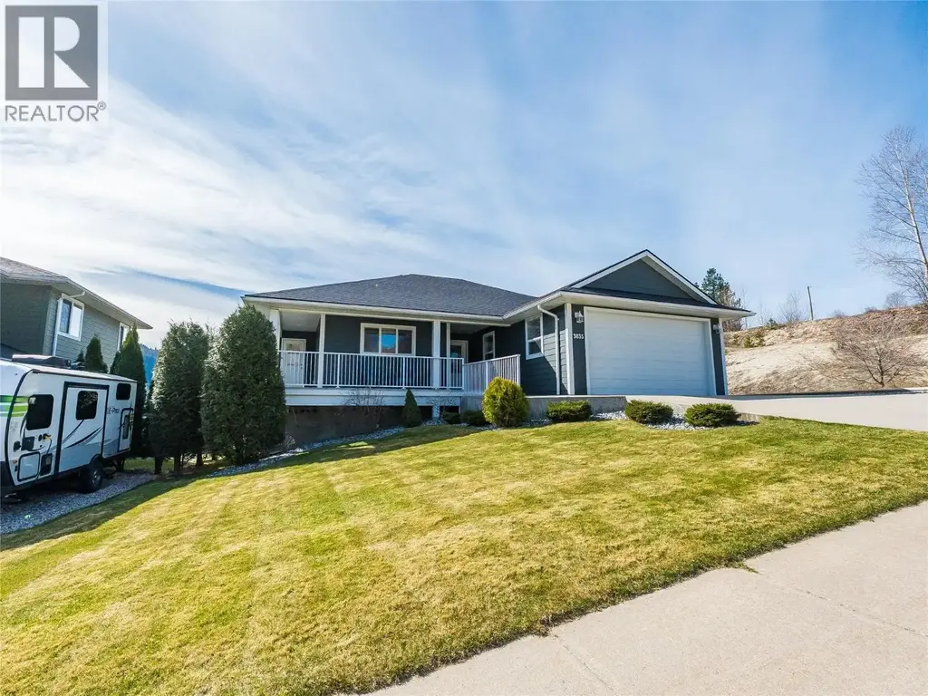 3835 5th Avenue, Castlegar